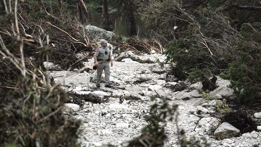 El número de desaparecidos por las inundaciones en Texas se reduce de cien personas a tres