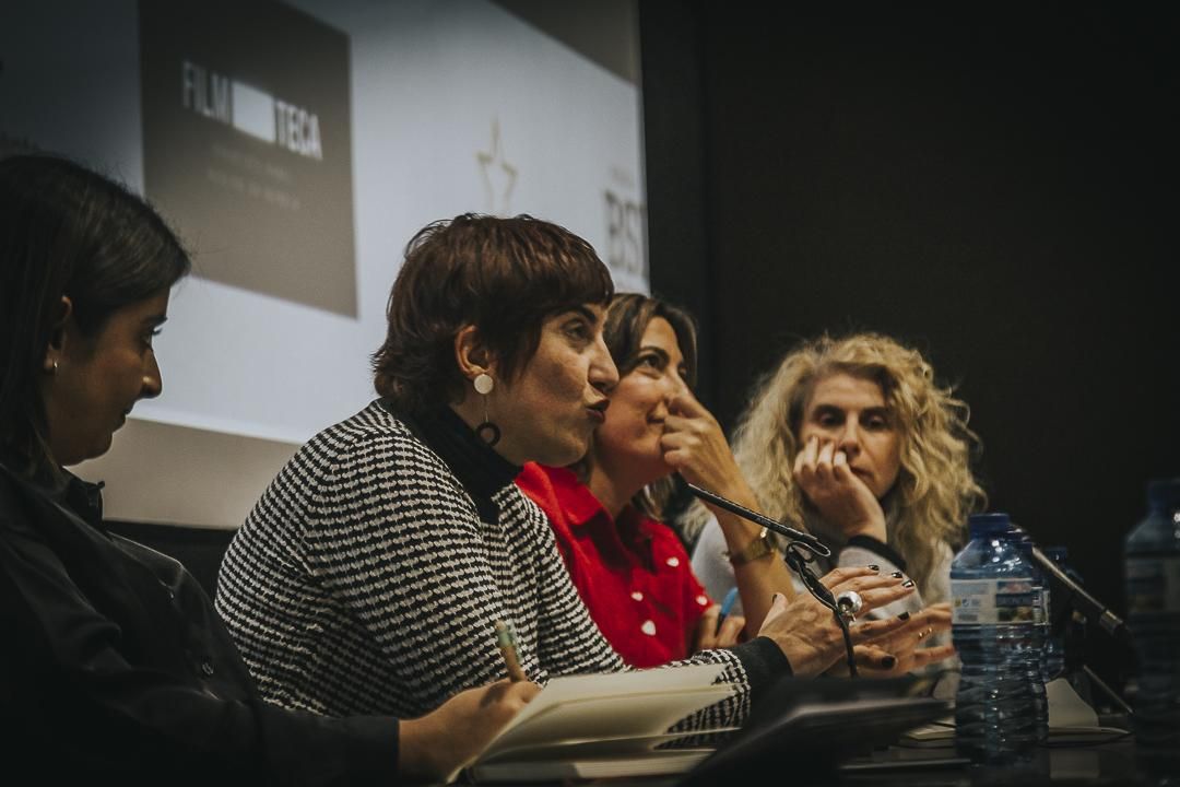 La directora de elDiario.es Región de Murcia, Elisa Reche, durante el debate de la jornada del día 19
