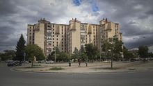 El Polígono Sur y Los Pajaritos repiten como barrios más pobres de España según el informe anual del INE