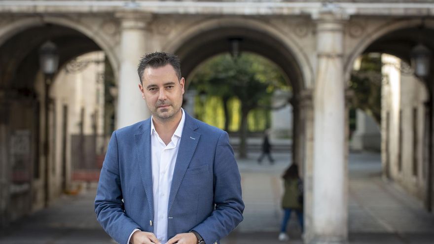 El PSOE da por hecho el pacto del PP y Vox en Burgos y pregunta "cuál es el precio a pagar"