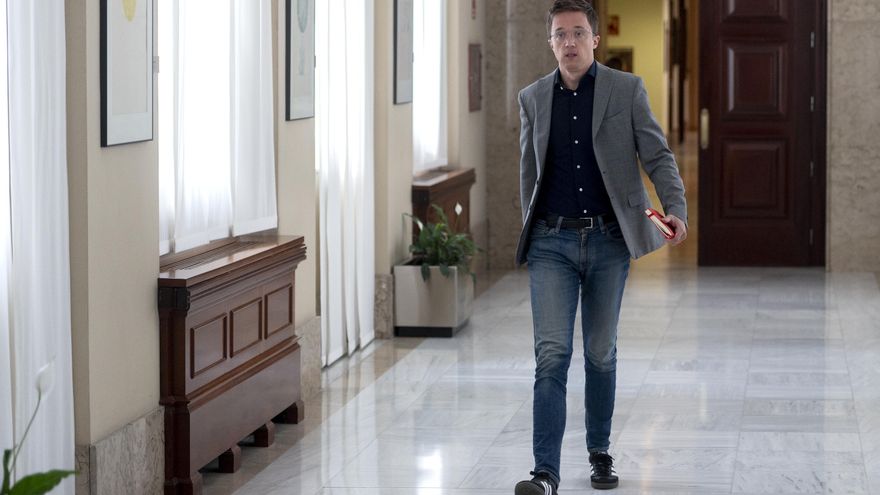 La dimisión de Errejón fuerza un nuevo cambio de planes en Sumar y profundiza su crisis en su peor momento