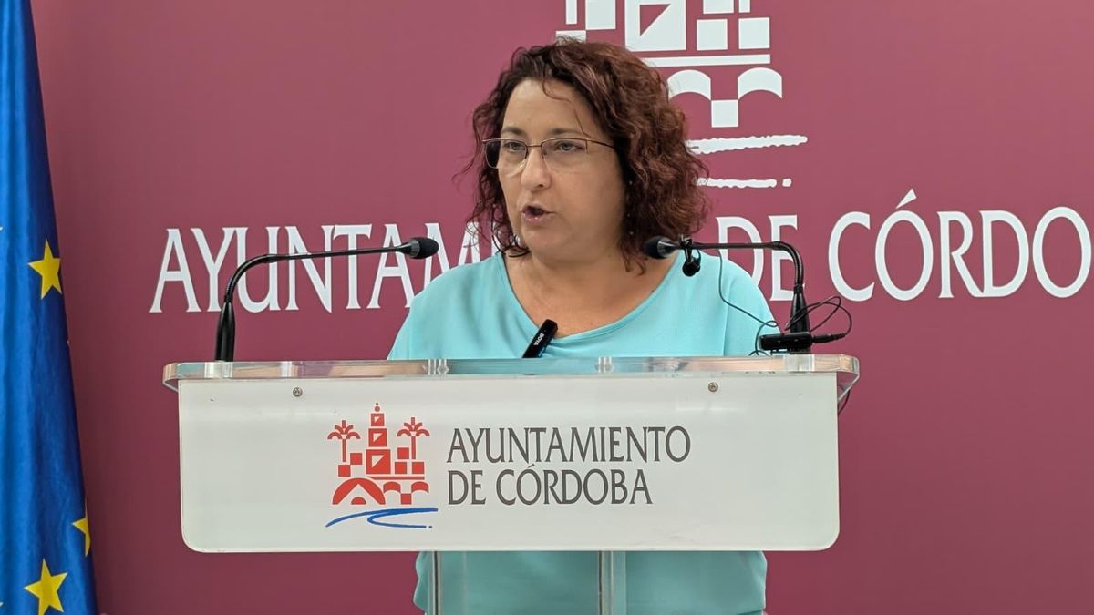 El PSOE denuncia el retraso de los talleres en los Centros de Participación Activa para mayores