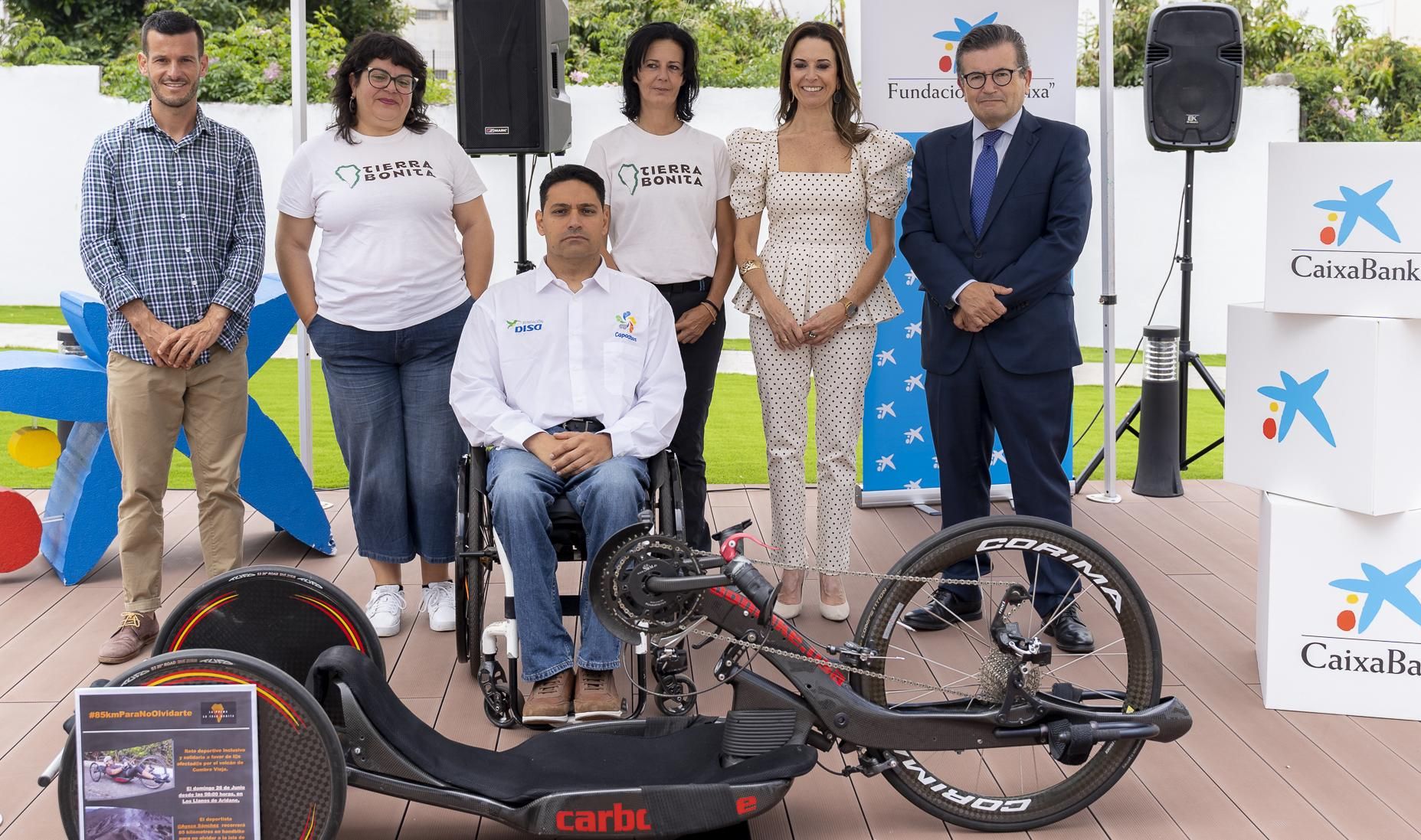 Ayoze Sánchez  en la presentación de la prueba solidaria.