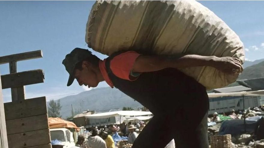 La UE acuerda la prohibición de la entrada de productos fabricados con trabajo forzado