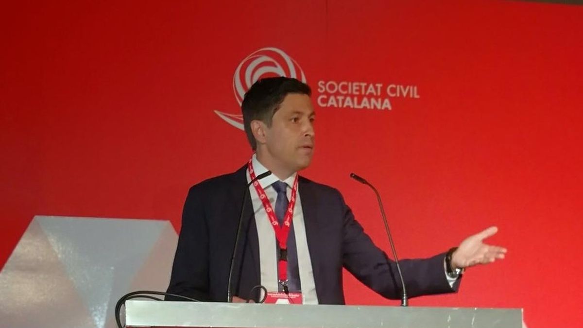 Rosiñol (SCC): "En Cataluña detrás de la demagogia hay tendencia a la tiranía"