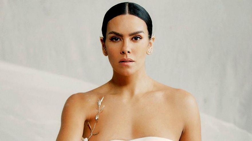 Arús "inaugura" la Navidad en Atresmedia por la promo de Pedroche de su vestido para las Campanadas