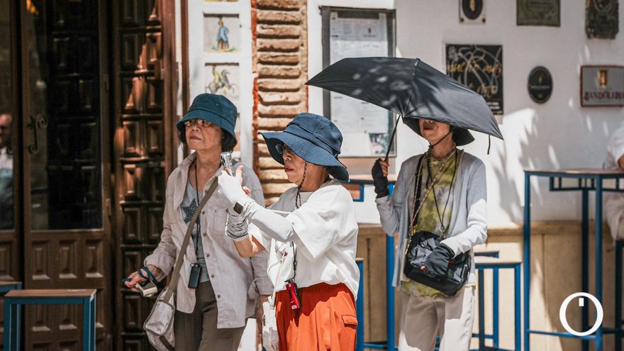 En busca de agua y sombra: el calor, protagonista en el domingo cordobés