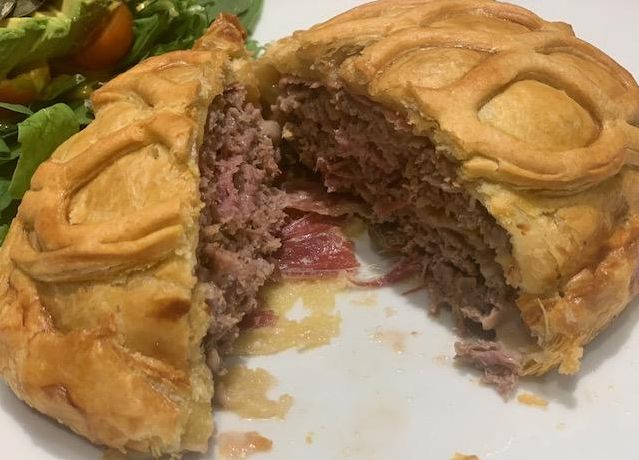 Interior Hamburguesa estilo Wellington