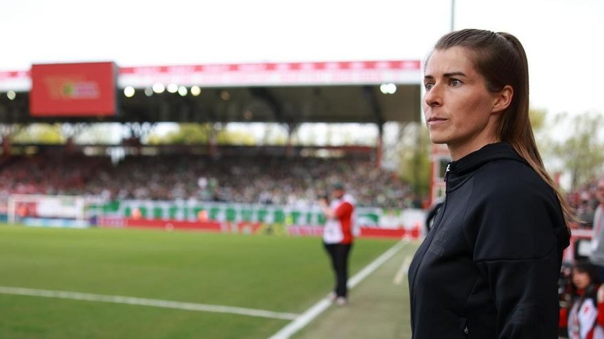 La entrenadora que cambió la historia del fútbol europeo: Eta logra la permanencia en Berlín y deja huella en Alemania