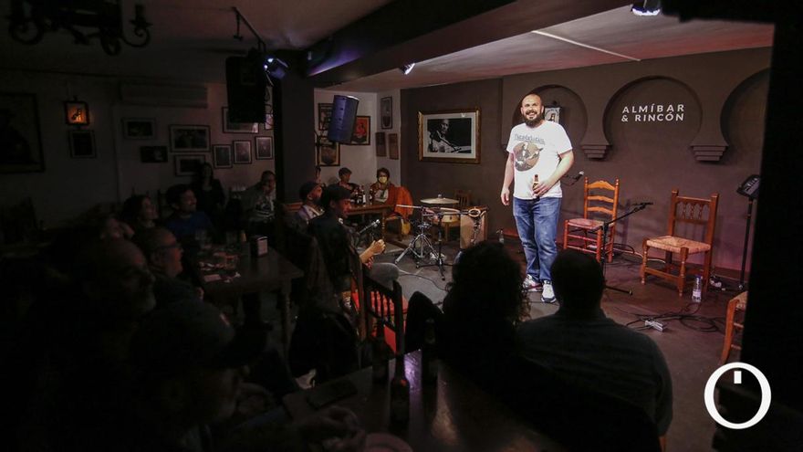 Vuelven las Noches Íntimas del Almíbar: la peña flamenca punk y sin cobertura