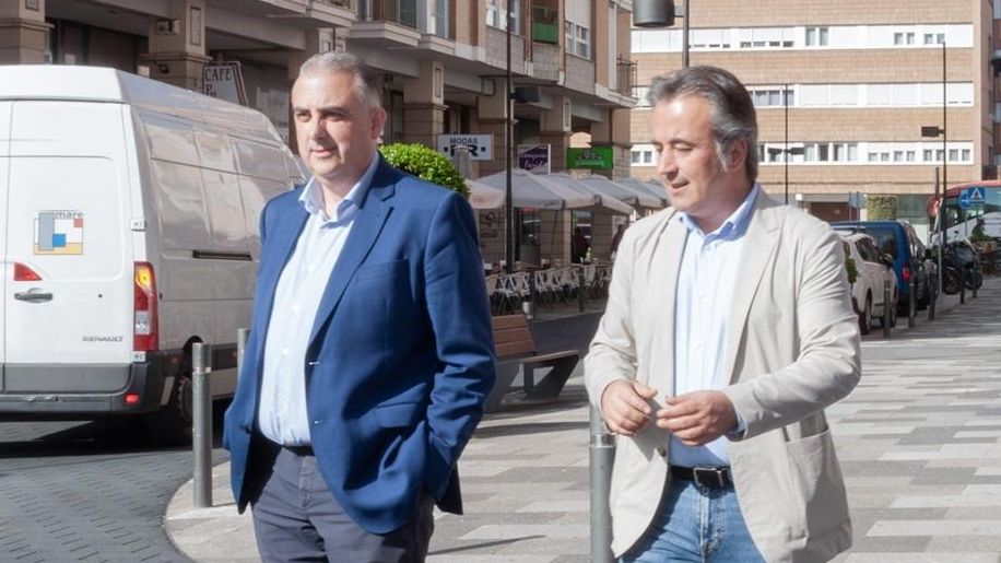 El consejero Roberto Media asegura que el PROT se aprobará "con o sin los colegios profesionales"