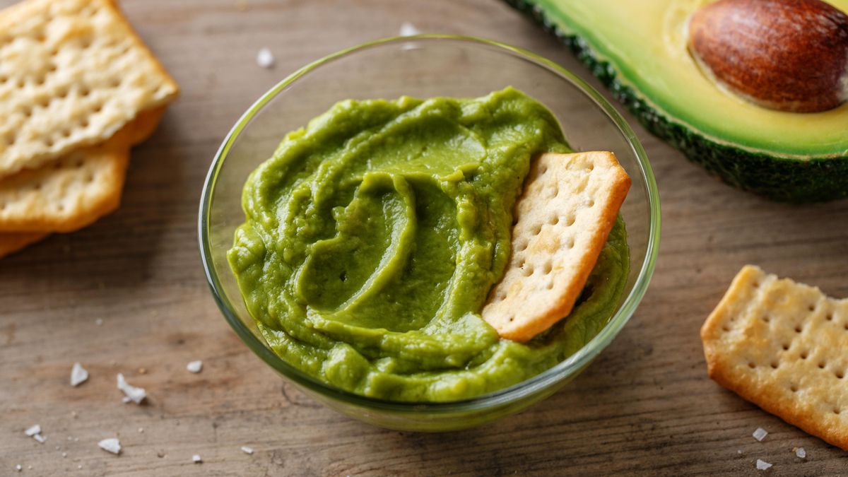 Hummus de garbanzos y aguacate