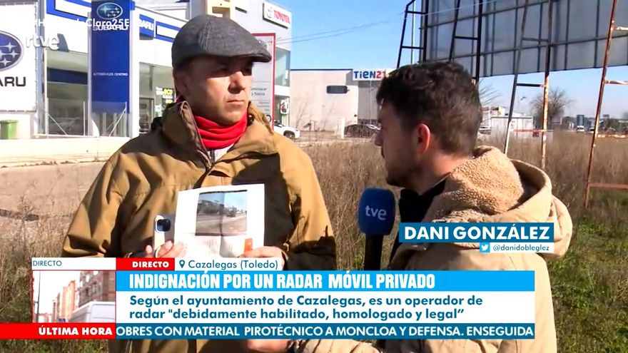 Un hombre amenaza de muerte a un equipo de TVE tras insultar a Pedro Sánchez cuando iba a ser entrevistado