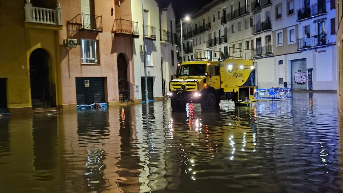 Talavera de la Reina corta al tráfico la calle Carretas protagonista de la gran inundación de febrero de 2026