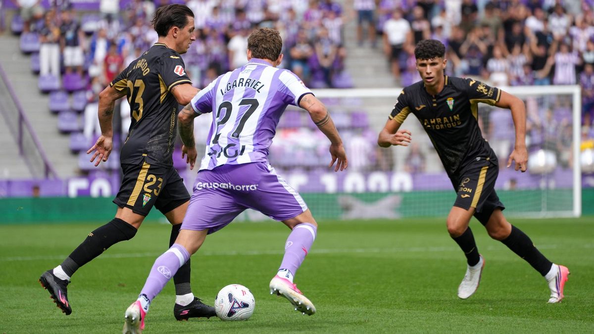El Real Valladolid-Córdoba CF, en imágenes