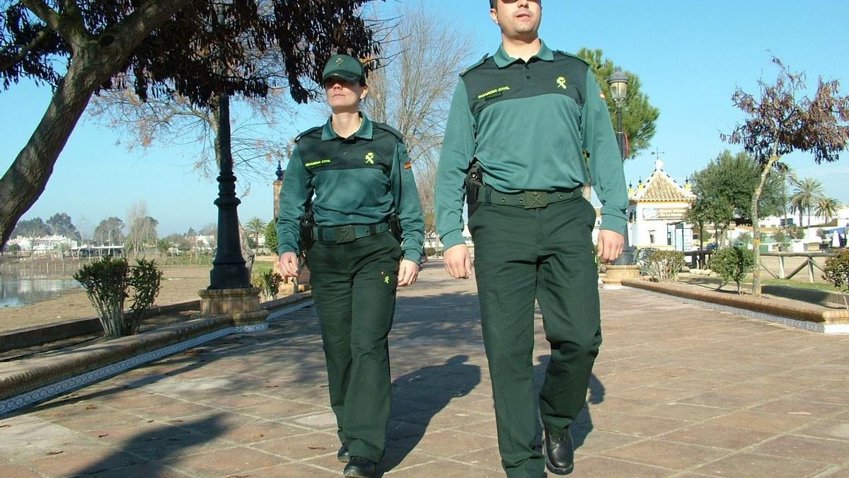 Archivo - Nuevo Uniforme De La Guardia Civil.