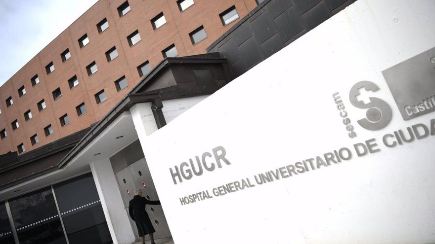 Un trabajador es ingresado en el Hospital de Ciudad Real herido de gravedad tras sufrir una caída de siete metros