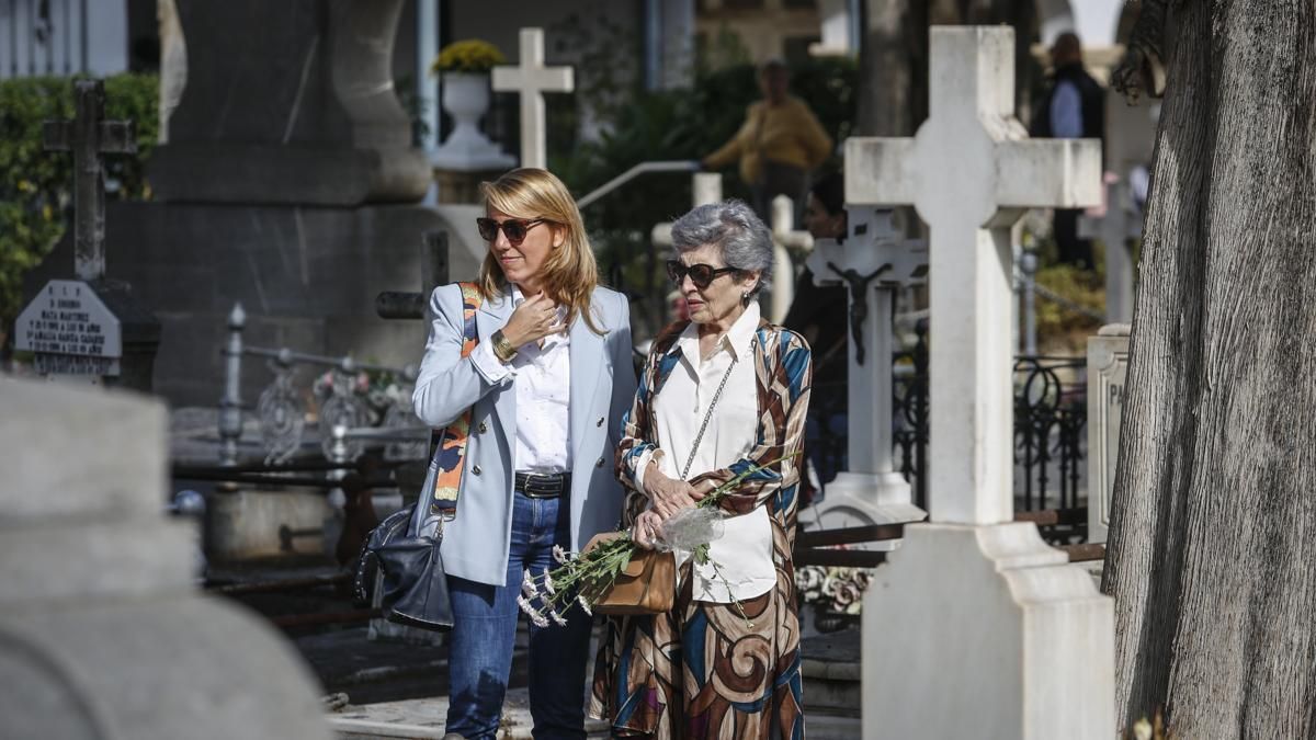 Día de Todos los Santos en el cementerio de San Rafael