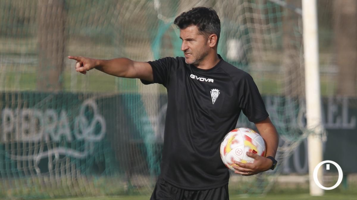 Primer entrenamiento del Córdoba CF tras las vacaciones