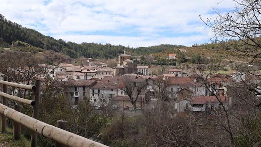 Una antigua vía romana que ahora es una ruta de senderismo: el camino hacia este pueblo medieval navarro
