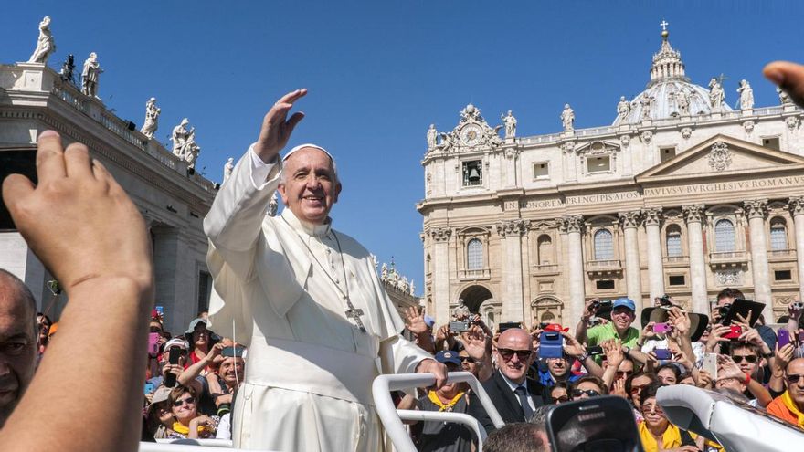 Los papas que abrazaron la ciencia: cinco momentos que sorprendieron al Vaticano