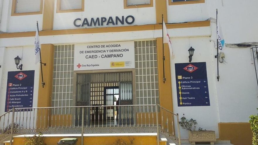 Cruz Roja presenta un ERE y cierra un centro de inmigrantes en Chiclana: "Es una situación trágica"