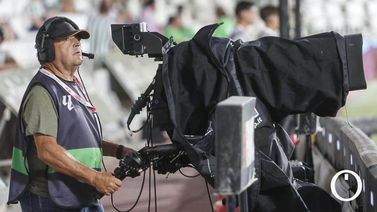 Horario y dónde ver por televisión el Burgos CF - Córdoba CF