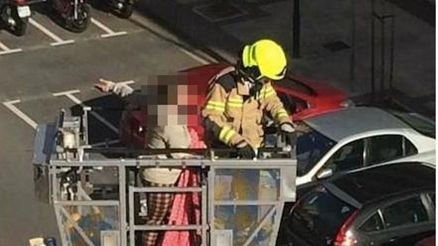 Evacuada una persona en Logroño tras sufrir un incendio en su vivienda