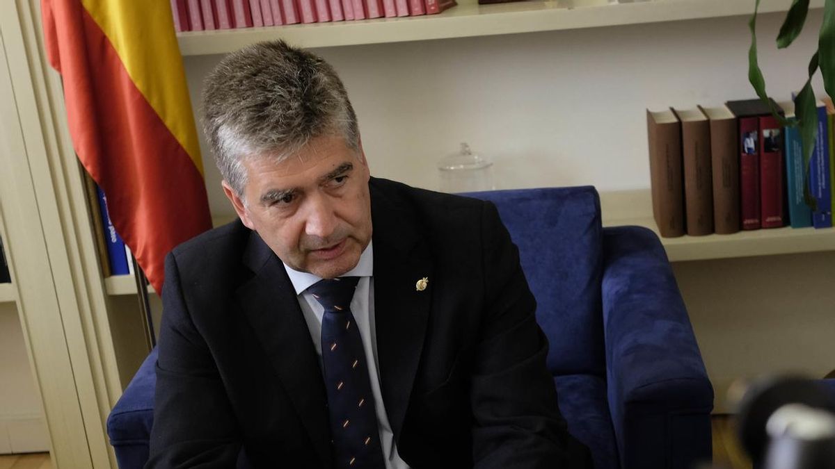 El PP llamará a Sánchez a una comisión de investigación en el Senado si no comparece por su tesis ante el Pleno