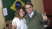 El ultraderechista Bolsonaro gana las elecciones en Brasil