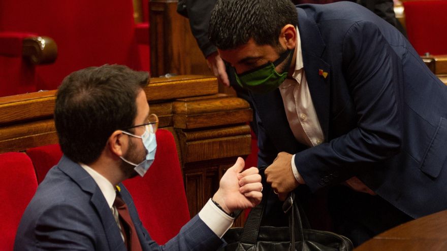 El Parlament insta a aprobar ayudas directas a los afectados por restricciones