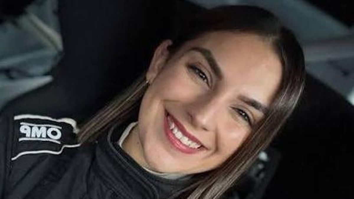 El Cabildo fomenta la participación femenina en el mundo del motor con un encuentro con la copiloto Fátima Toledo