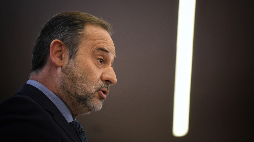 Los ingresos sin justificar de Ábalos apuntan a mordidas pagadas por empresarios