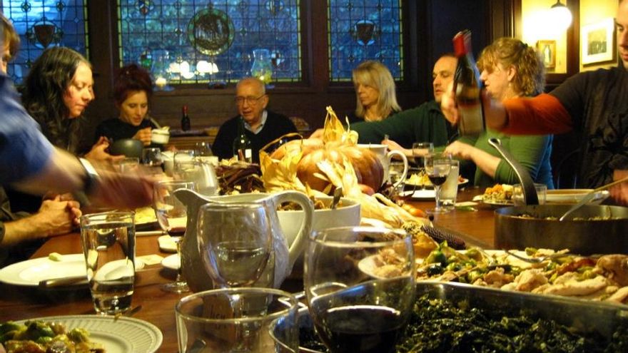 Los productos de la canasta navideña aumentaron un 64% y armar el arbolito cuesta hasta un 56% más respecto a 2020