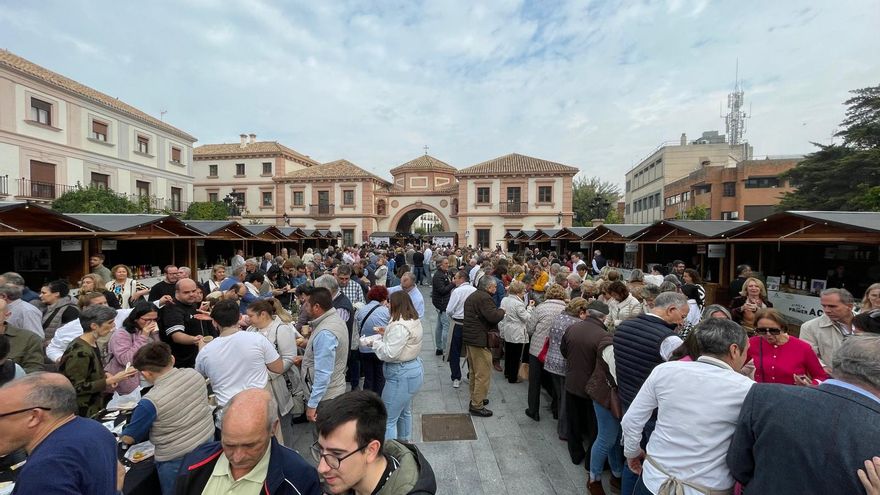 El Primer Aceite de oliva de Jaén viaja de Andújar a Sabadell con el aval de “miles de visitantes”