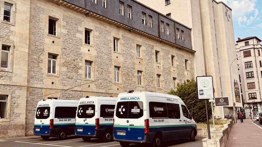 Psiquiatría, control en tiempo real y sin cambios en la decoración: así es el nuevo contrato de ambulancias de Osakidetza