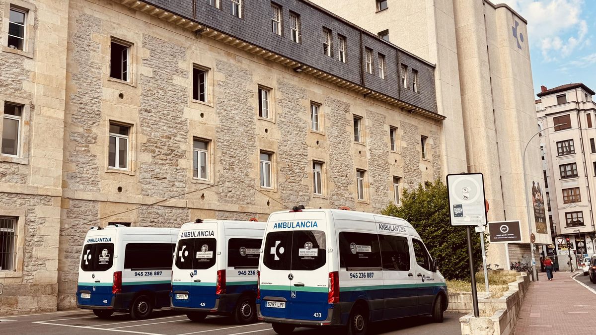 Psiquiatría, control en tiempo real y sin cambios en la decoración: así es el nuevo contrato de ambulancias de Osakidetza