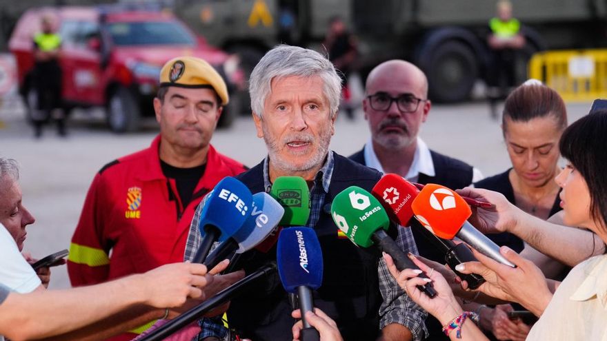 El ministro del Interior, atiende a la prensa este lunes desde Navalcarnero (Madrid). EFE