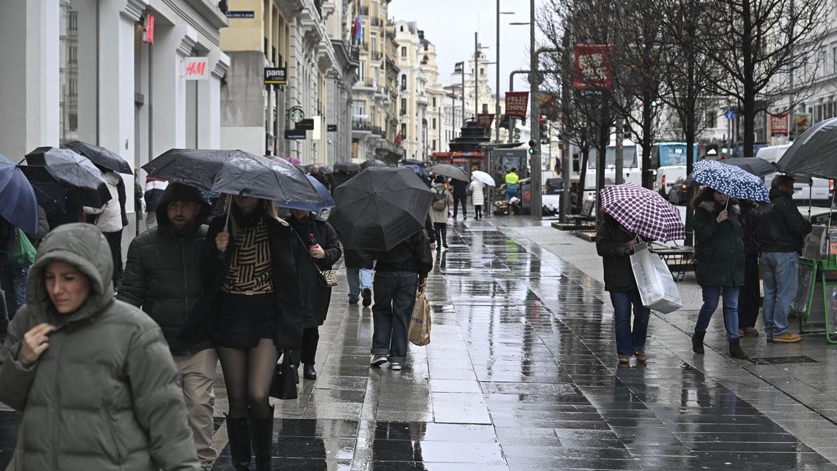 Cierto respiro con la lluvia en Madrid: solo dispersas en la Sierra y subida de temperaturas