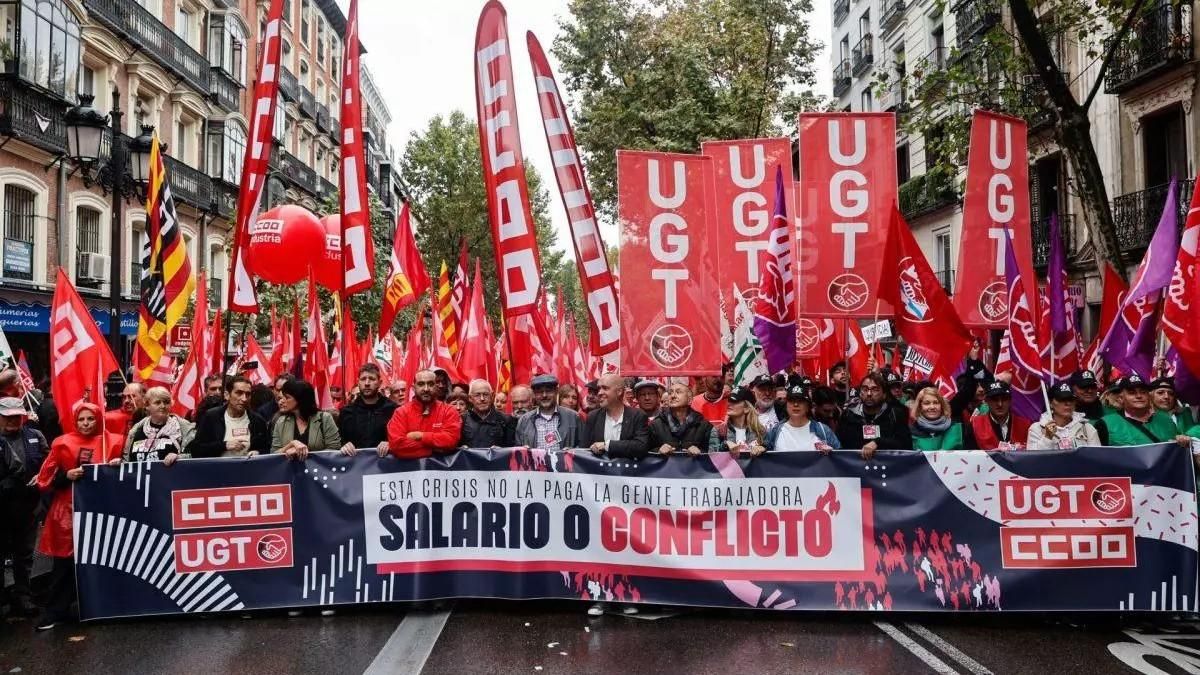 Una movilización convocada por los sindicatos por las diferencias salariales.