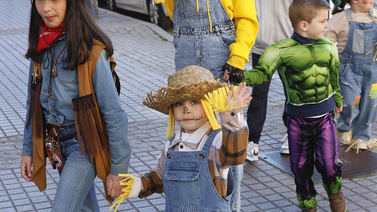 Pasacalles de los colegios por carnaval