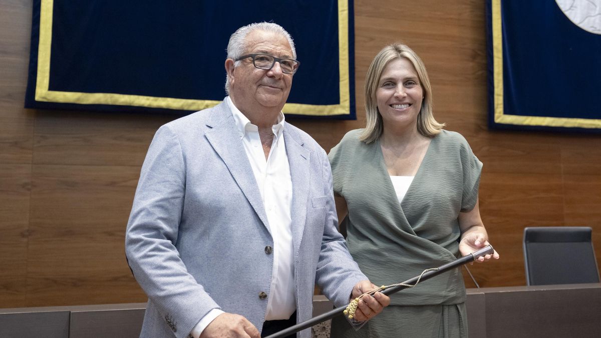 Rafael Albert, junt a la presidenta del PP de Castelló, Marta Barrachia.