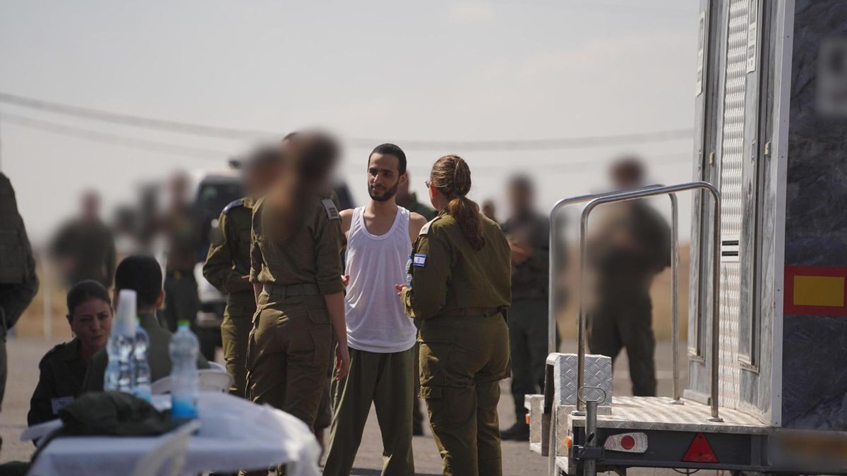 Nimrod Cohen en Jerusalén, tras su liberación este lunes.