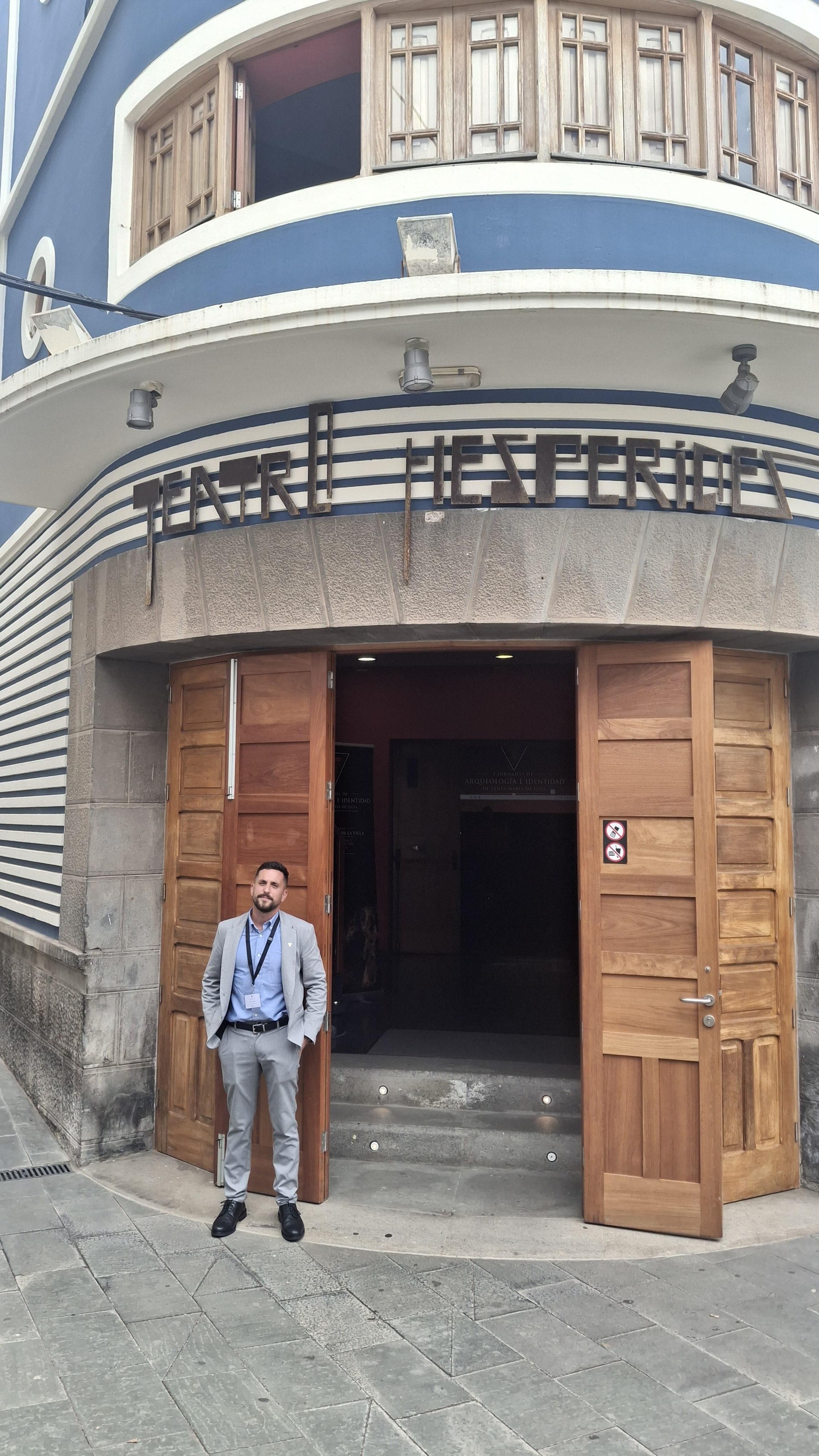El doctor Pedro Sosa, director del proyecto Ayraga y promotor de las jornadas organizadas por el Ayuntamiento de Santa María de Guía.