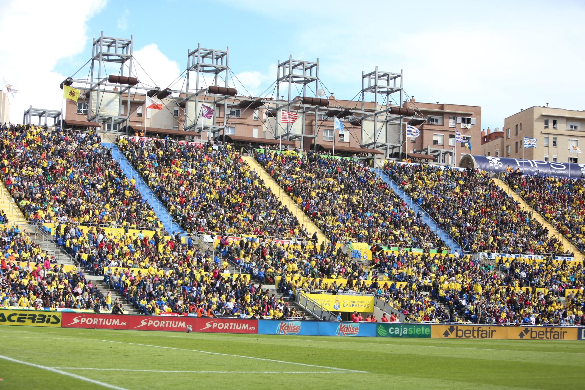 Imágenes del partido entre la UD Las Palmas y el FC Barcelona en el Estadio de Gran Canaria. (Alejandro Ramos).