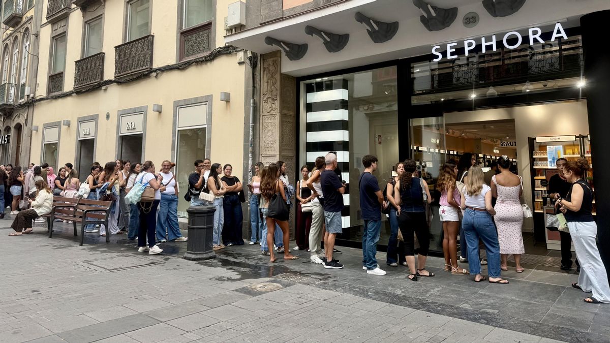 La fiebre por Sephora desata una enorme cola en Gran Canaria en su esperado estreno