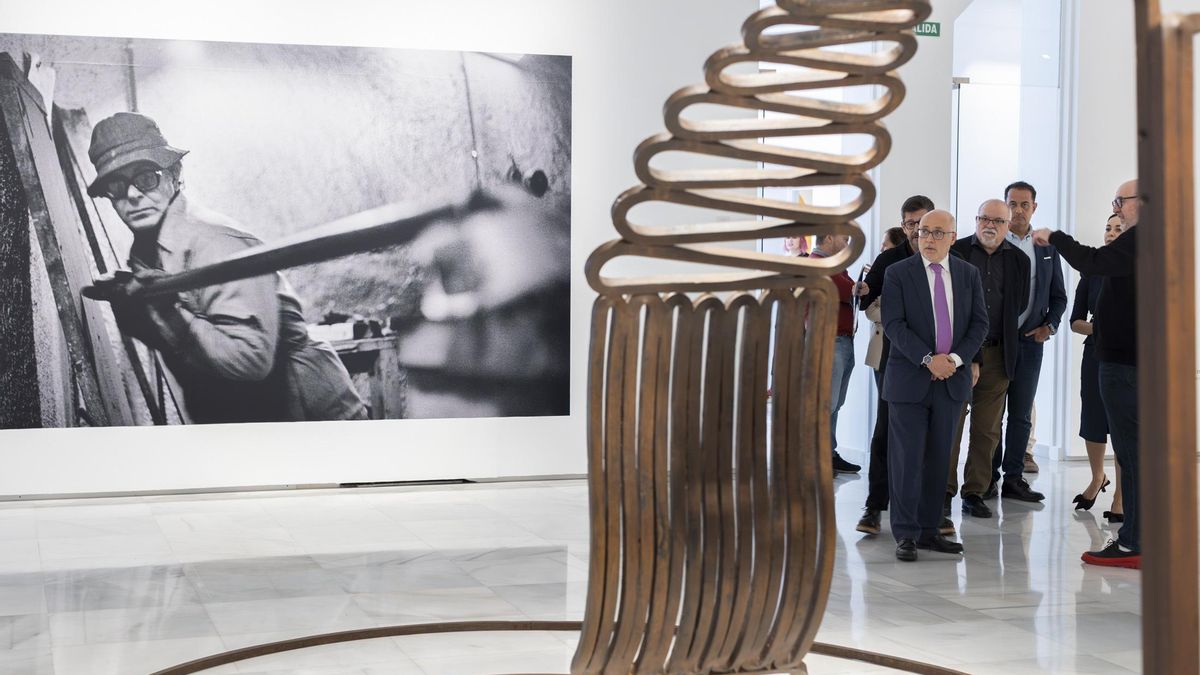 Una de las obras expuestas en 'Crónica del Siglo'.