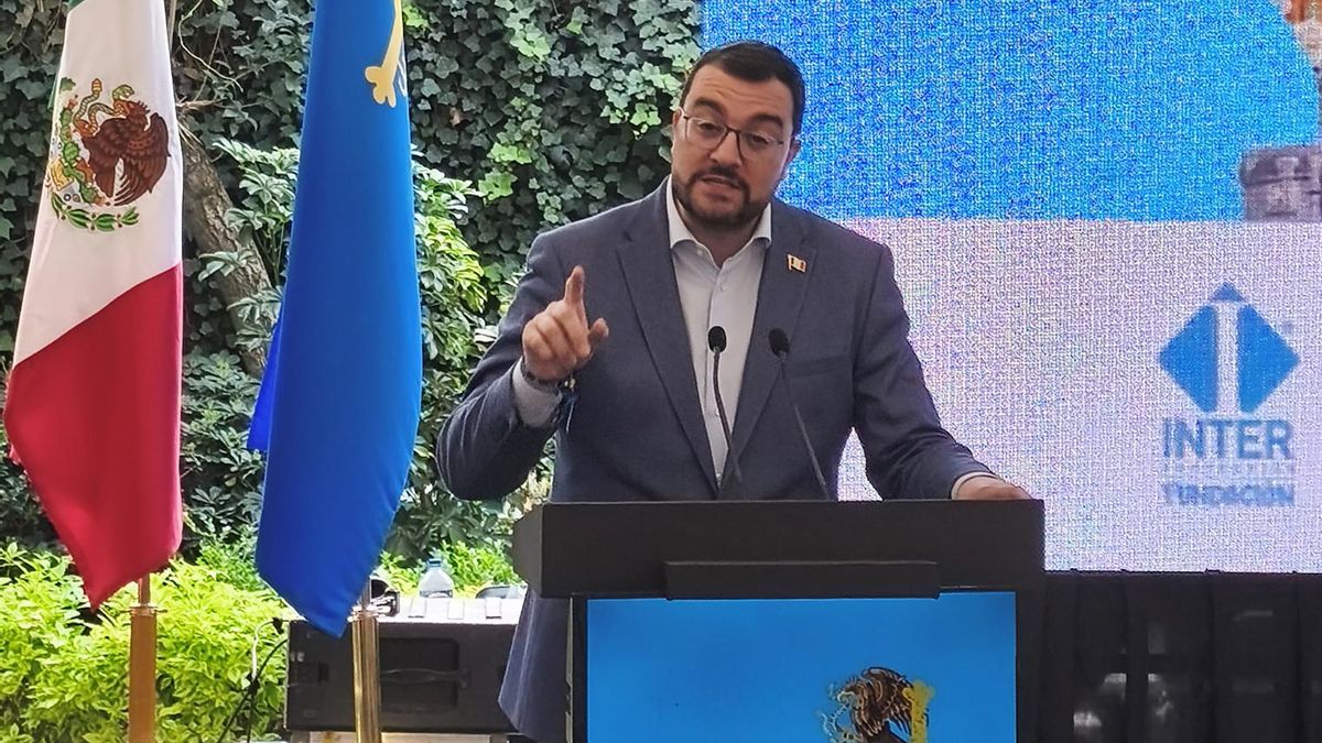 El presidente del Principado de Asturias, Adrián Barbón, en un acto en México el pasado sábado.