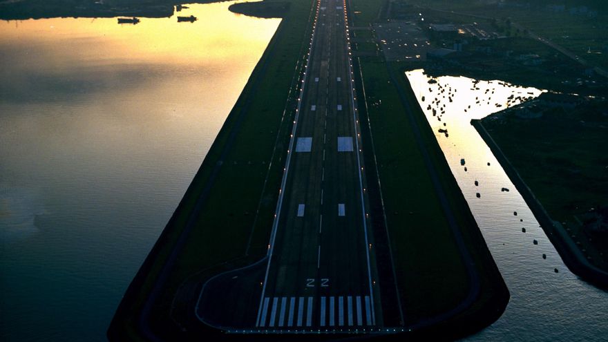 El aeropuerto de Hondarribia prueba la inteligencia artificial para detectar la presencia de objetos en pista
