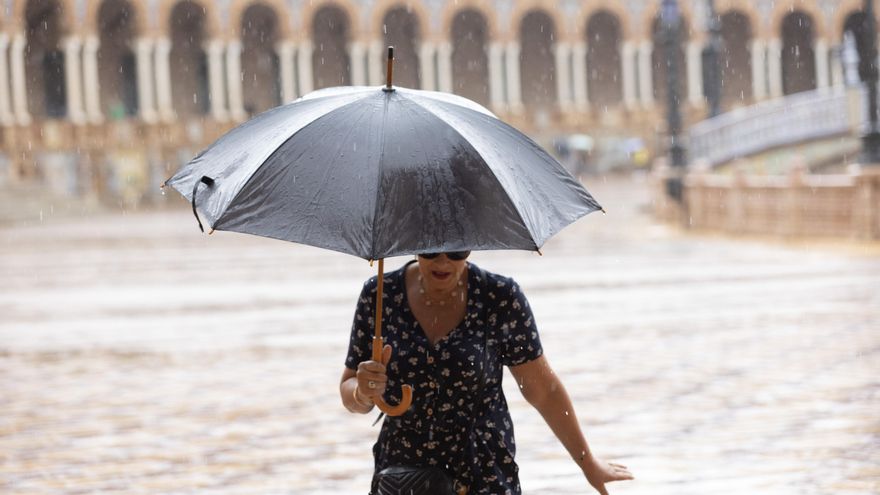 Vuelve la lluvia a Sevilla en el final de una semana con temperaturas al alza